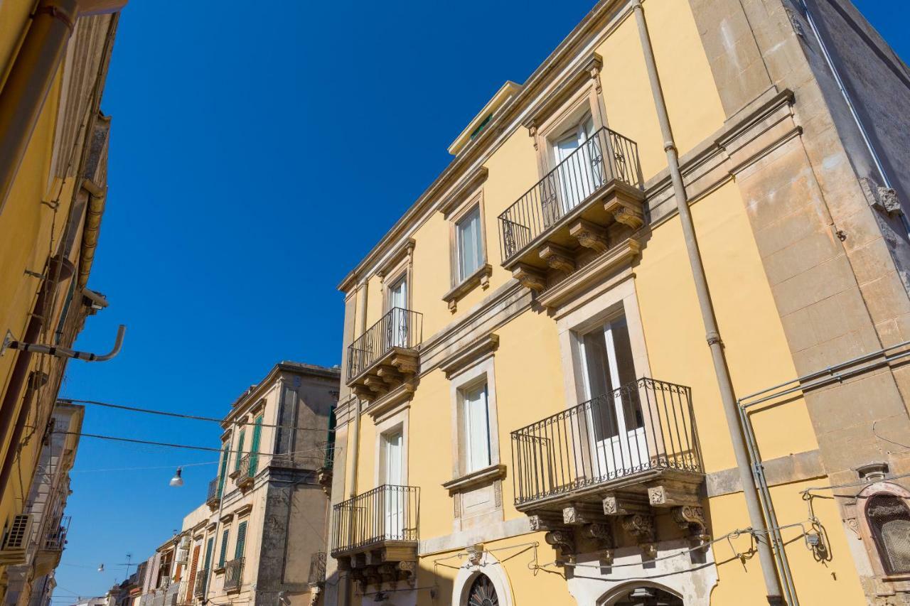 נוטו Central Apartments מראה חיצוני תמונה